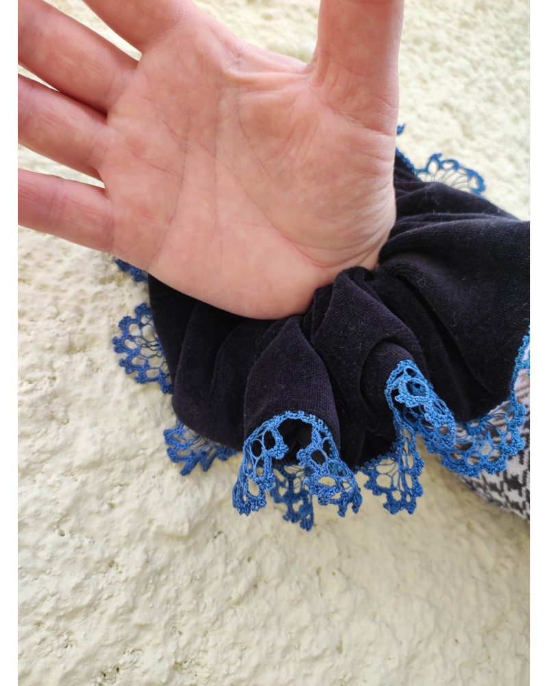 SCRUNCHIE ΓΙΑ ΤΑ ΜΑΛΛΙΑ ΒΕΛΟΥΔΟ ΜΕ ΤΑΝΤΕΛΑ ΠΛΕΚΤΗ ΜΕ ΤΟ ΒΕΛΟΝΑΚΙ