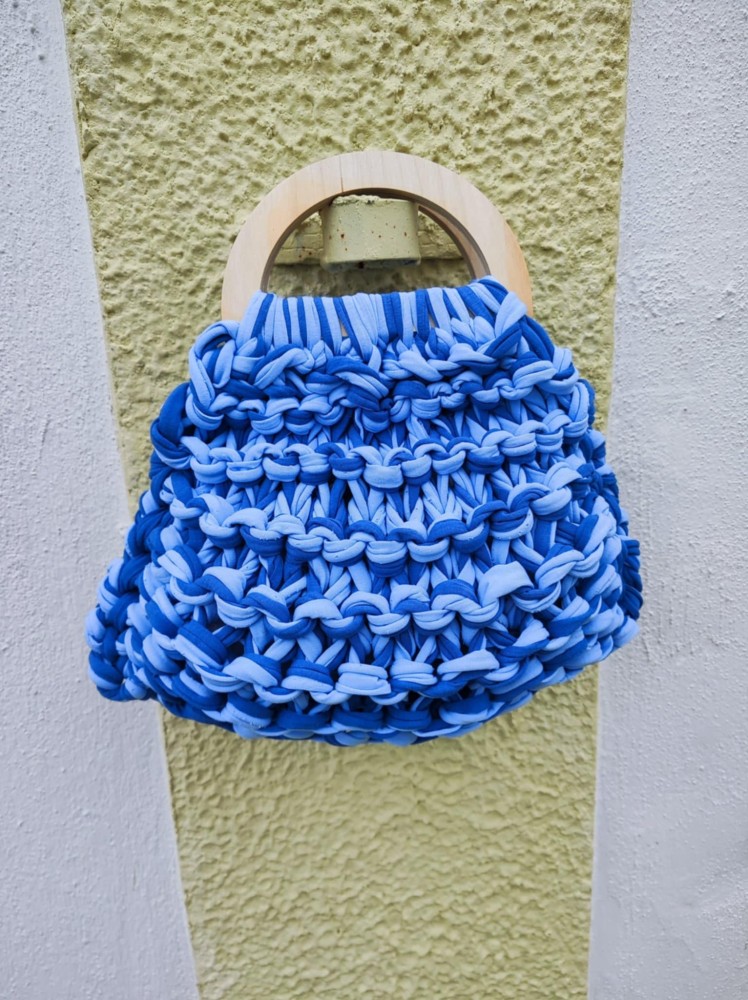 ΤΣΑΝΤΑ ΠΛΕΧΤΗ ΚΥΜΑΤΑ