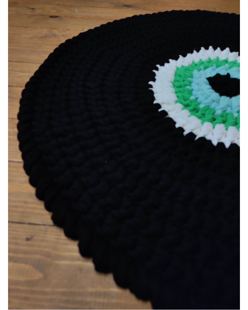 Mini round evileye rug