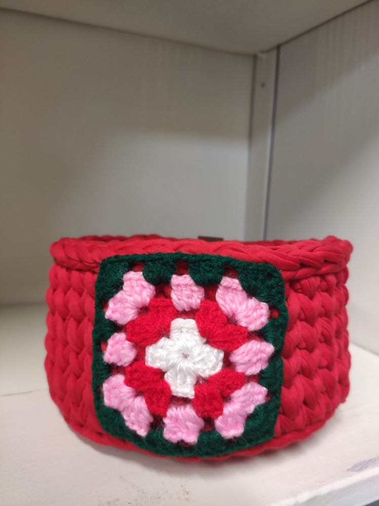 ΚΑΛΑΘΙ ΜΕ  ΔΙΑΚΟΣΜΗΣΗ