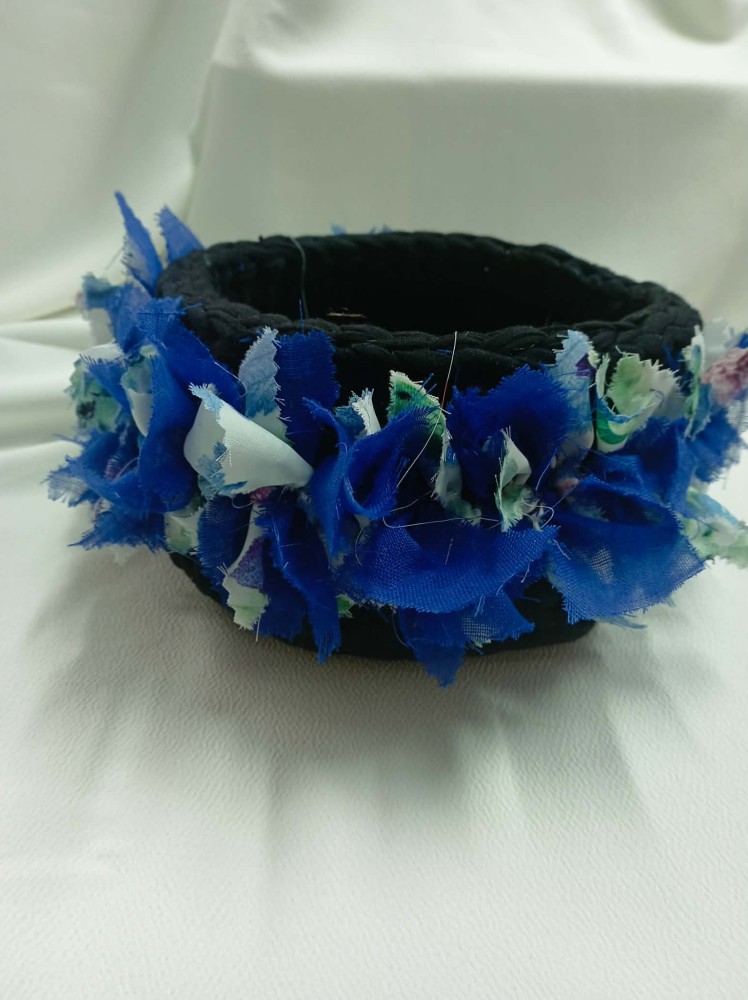 KNITTED BASKET DECORATED WITH SCARVES