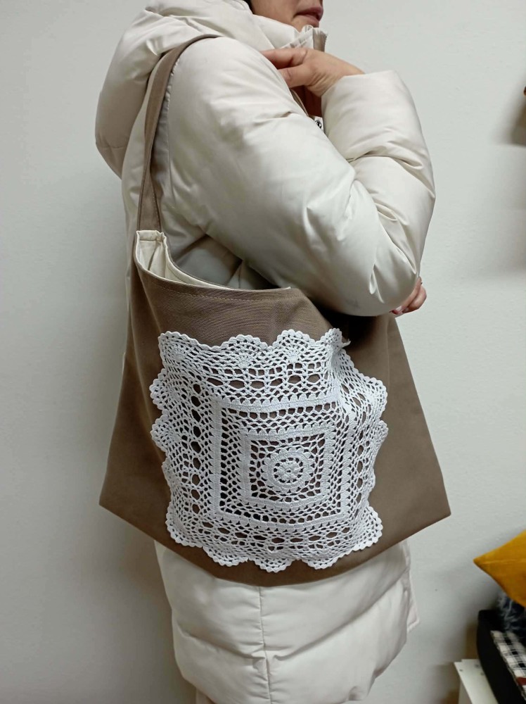 ΤΣΑΝΤΑ ΑΠΟ ΚΑΡΑΒΟΠΑΝΟ ΜΕ ΔΙΑΚΟΣΜΗΣΗ ΜΕΓΑΛΟ ΠΛΕΚΤΟ ΜΟΤΙΦ