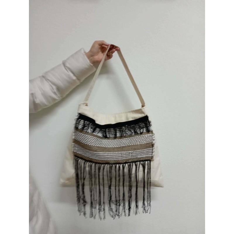 ΤΣΑΝΤΑ  ΚΑΛΟΚΑΙΡΙΝΗ